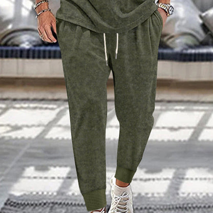 Ladies Comfortable Jogging Pants with Elastic Waist and Practical Pockets Chic and Style