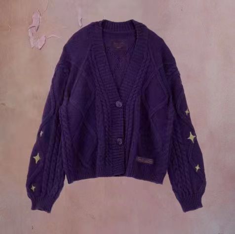 Dames gros tricot cardigan avec des étoiles décoratives Chic und Stil