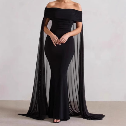 Robe de soirée élégante pour femmes à épaule dénudée avec cape transparente fluide et coupe flatteuse Chic und Stil