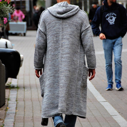 Long knitted coat for men with a modern design and casual details Chic and Style