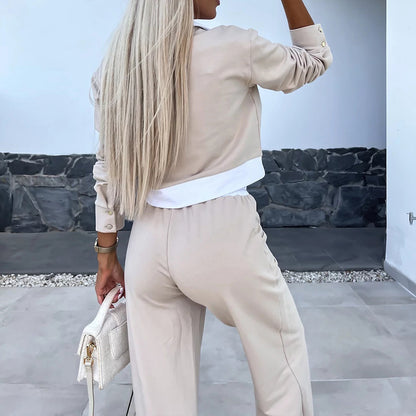 Casual set for women with a comfortable top and loose pants Chic und Stil