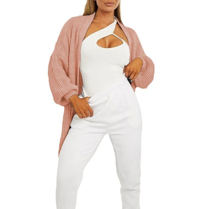 Cardigan tricot pour femmes avec décolleté en V profond et poches généreuses Chic und Stil