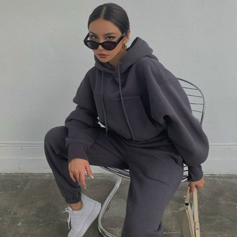 Femme Pull à capuche confortable avec coupe décontractée et poches pratiques Chic und Stil