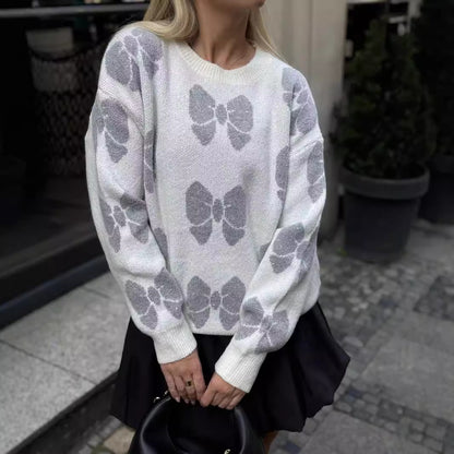 Pull en tricot pour femmes avec un motif floral et un élégant col rond Chic und Stil