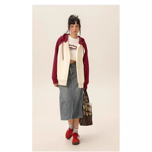 Veste à capuche pour dames avec design en blocs de couleur Chic und Stil
