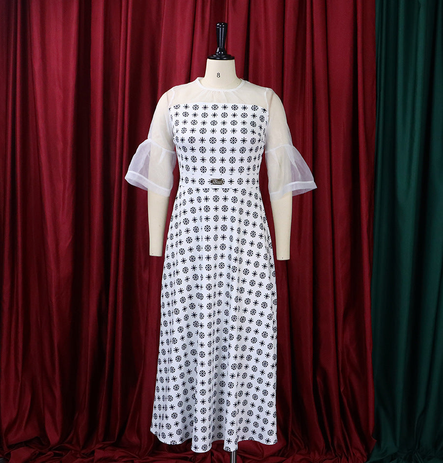 Robe fleurie pour femmes avec des manches transparentes Chic und Stil