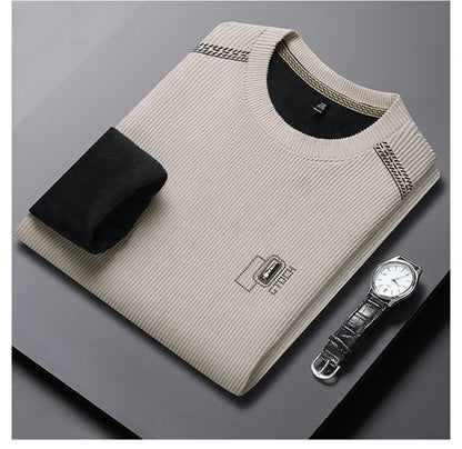 Modern pullover for men with round neck, featuring ribbed structure and stylish contrasting collar Chic and Style