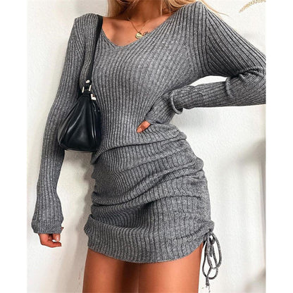 Robe en tricot côtelé pour femmes avec décolleté V profond et ruché réglable Chic und Stil