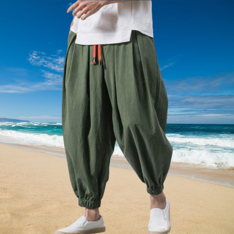 Casual pants for men with an elastic waistband and practical pockets Chic and Style