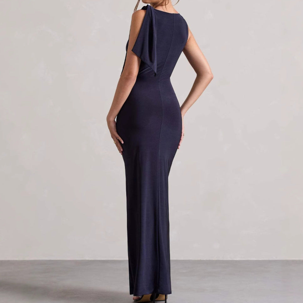 Dames Robe maxi élégante avec bretelle asymétrique et coupe ajustée Chic und Stil