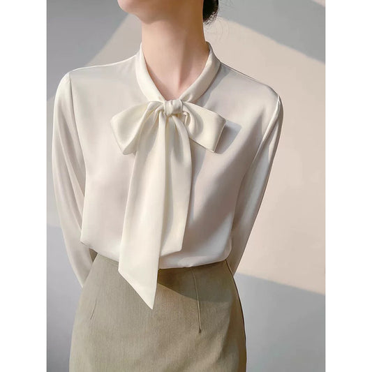 Chemisier en satin à noeud pour femme Chic und Stil