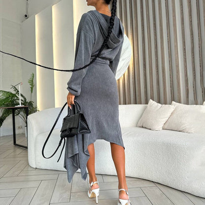 Robe portefeuille pour femmes avec ourlet asymétrique et élégantes manches bouffantes Chic und Stil
