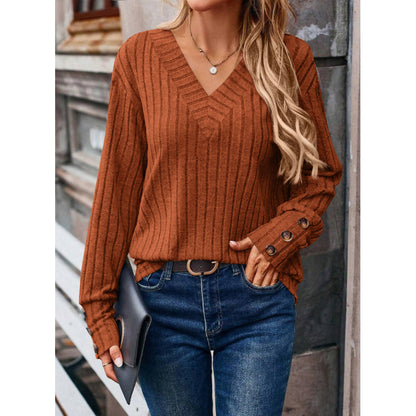 Pull femme décontracté à col en V avec design en ribbing texturé et détails élégants de boutons Chic und Stil
