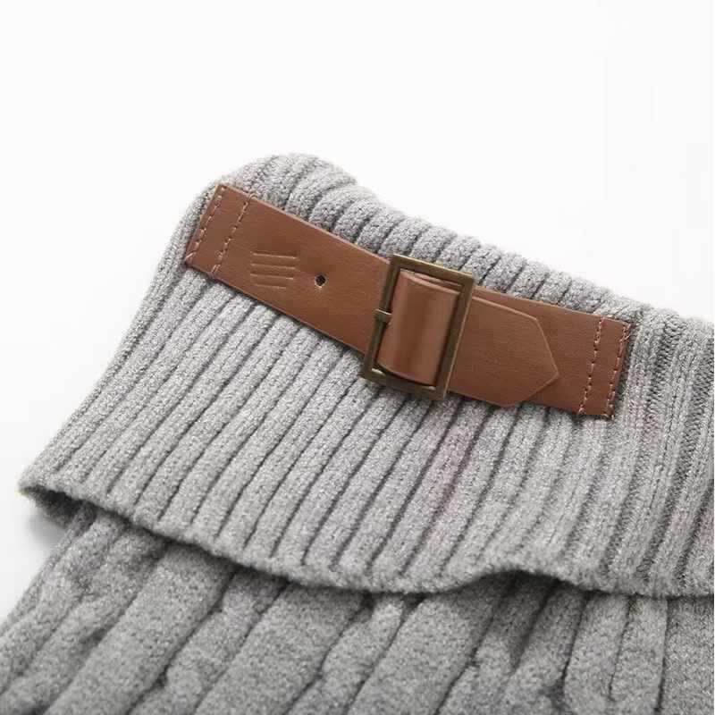 Comfortable knit pants for women with an elegant belt Chic und Stil