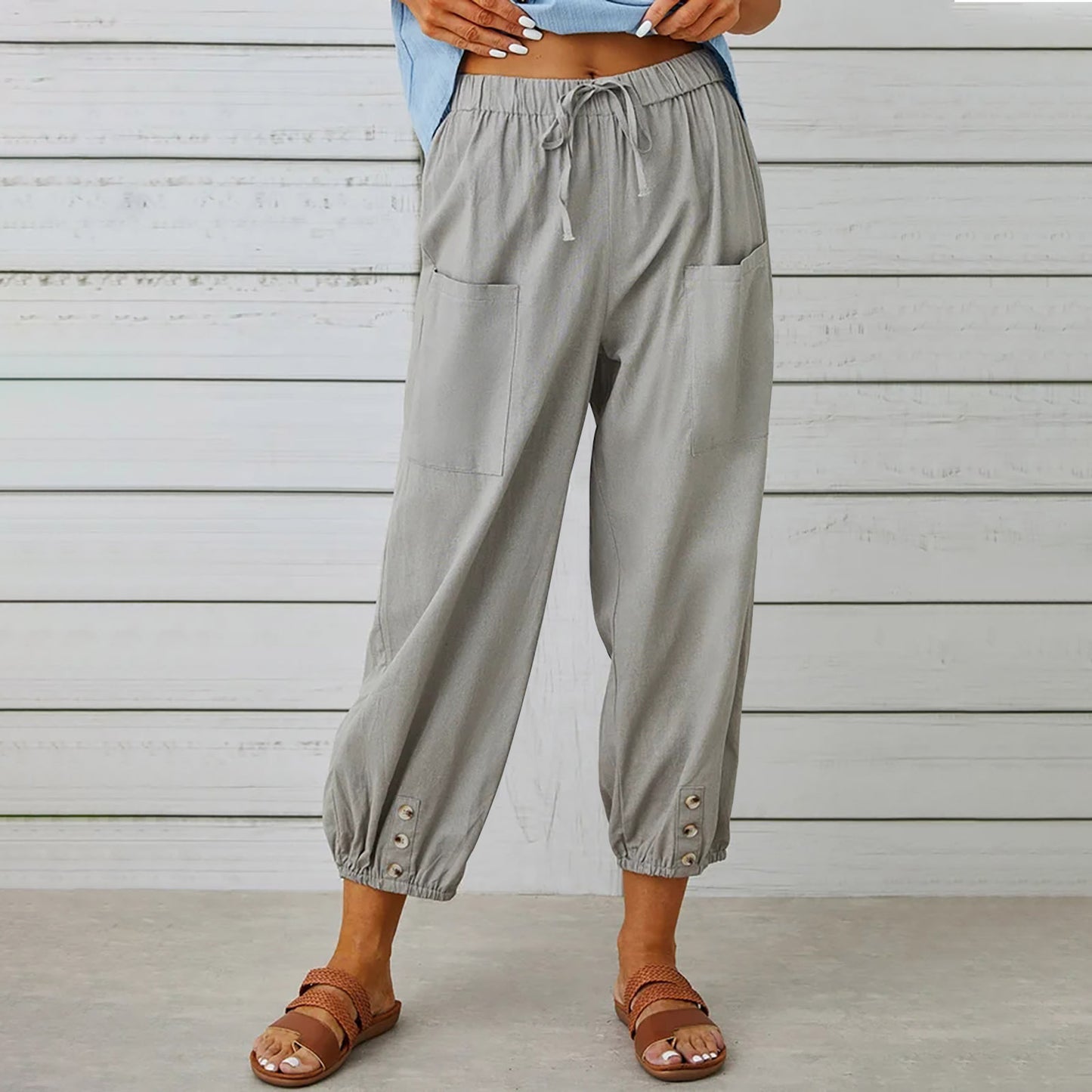 Casual pants for women with practical pockets and elastic edges Chic and Style