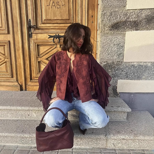 Dames gilet avec design floral en broderie Chic und Stil