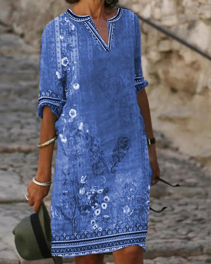 Robe d'été aérienne pour femmes avec design floral Chic und Stil