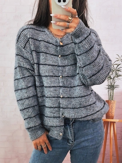 Dames confortable cardigan avec motif rayé élégant et boutons brillants Chic und Stil