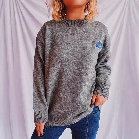 Pull femme avec motifs brodés colorés et coupe décontractée Chic und Stil
