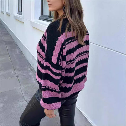 Pull en tricot confortable pour femmes avec un motif de torsades moderne et des accents graphiques Chic und Stil