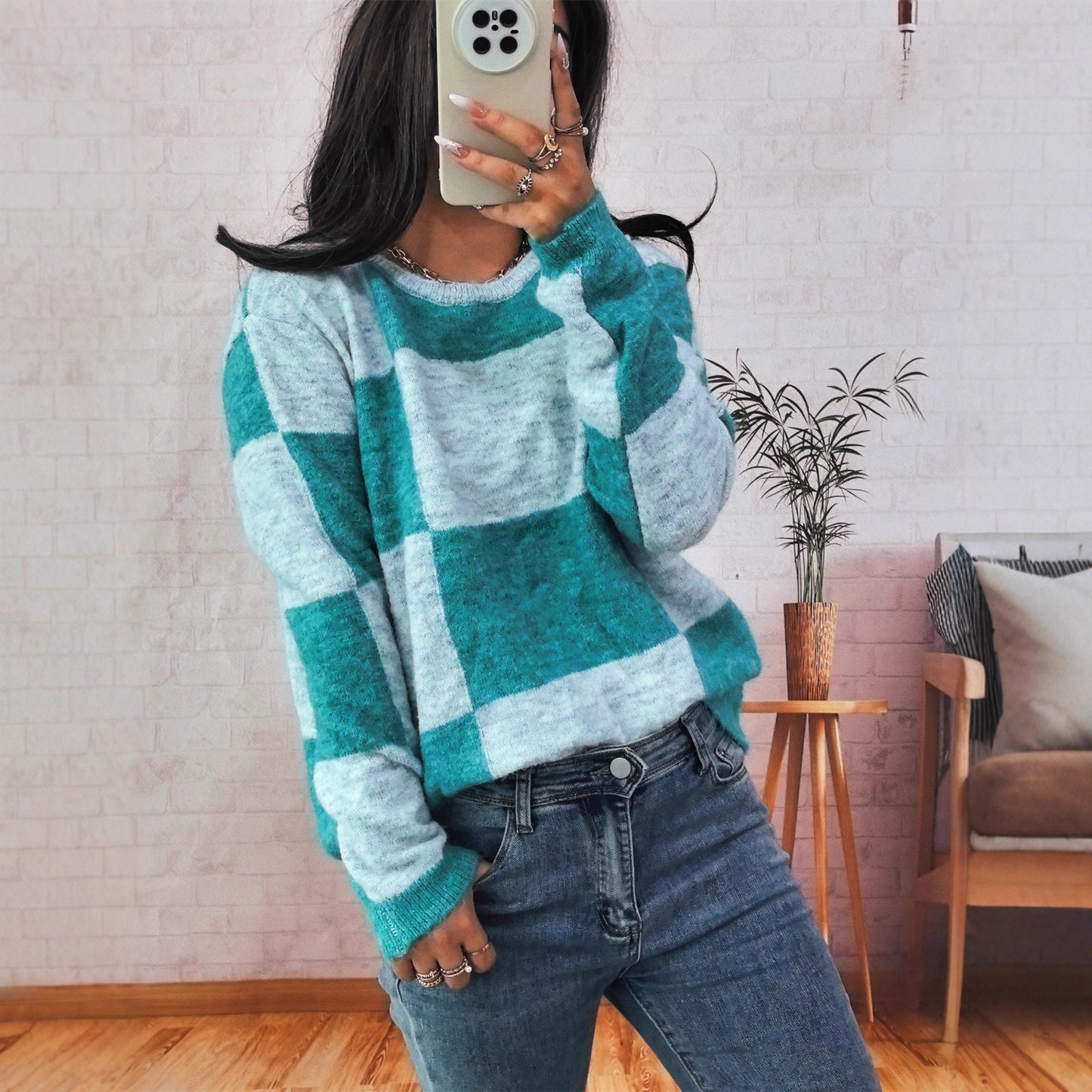 Pull en mailles larges pour femmes avec un motif à carreaux moderne et une coupe décontractée Chic und Stil