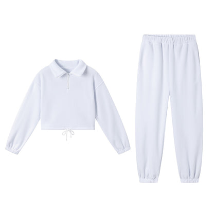 Leisure jumpsuit for women with cropped top and stretchy pants Chic and Style