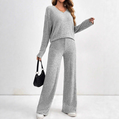 Dames ensemble lounge confortable avec décolleté en V et coupe ample Chic und Stil