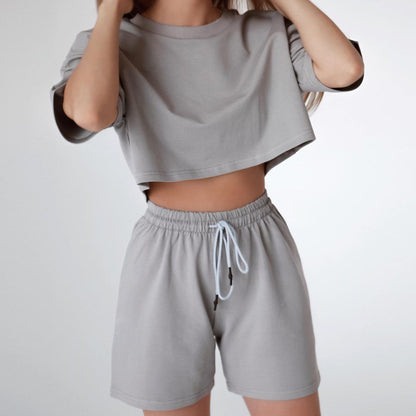 Chic and Style casual crop top and shorts set for women