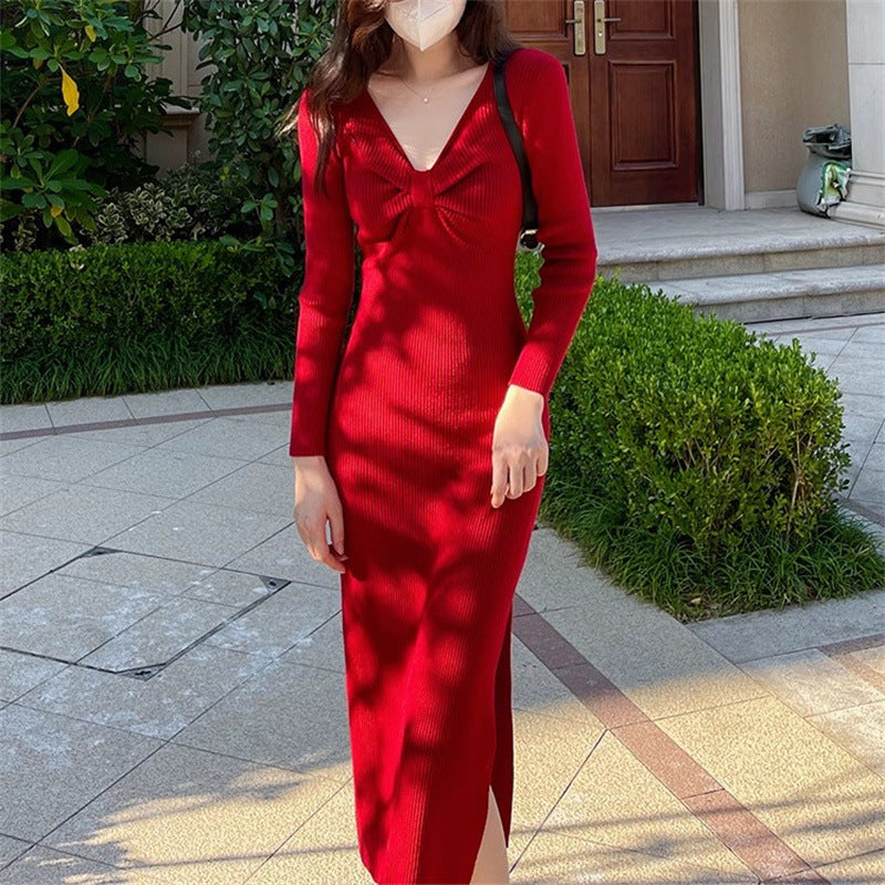 Robe en tricot pour femmes avec décolleté V plongeant et élégante structure côtelée Chic und Stil