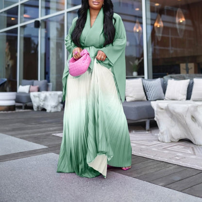 Robe plissée longue pour femmes avec cape et ceinture Chic und Stil