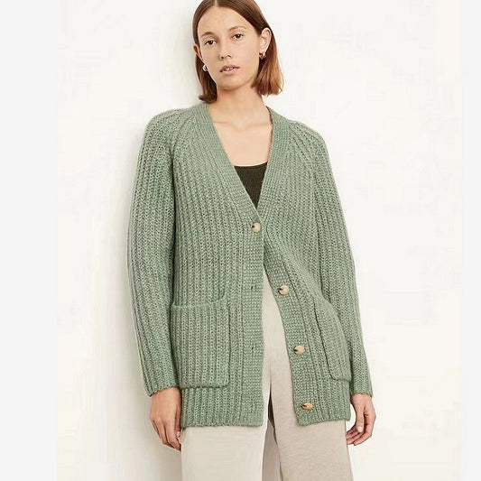 Dames Gros Tricot Cardigan avec grandes poches et détails de boutons Chic und Stil