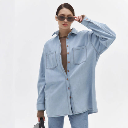 Veste en jean décontractée pour femmes avec coupe oversize et poches poitrine pratiques Chic & Stil