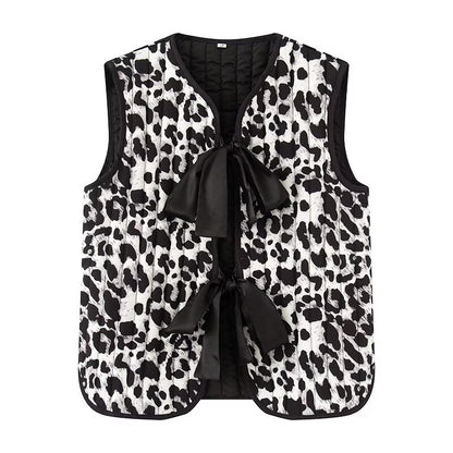 Dames gilet matelassé avec motif animal à la mode et nœud décoratif Chic und Stil