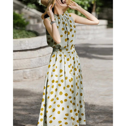 Robe midi à pois pour femme avec design à col haut Chic und Stil