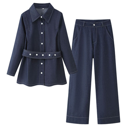 Chemisier en denim pour femmes avec boutons cintrés et coupe tendance Chic und Stil