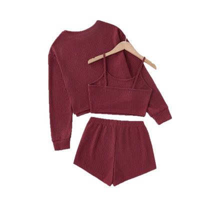 Ensemble de pyjama décontracté pour femmes avec haut court et shorts Chic und Stil