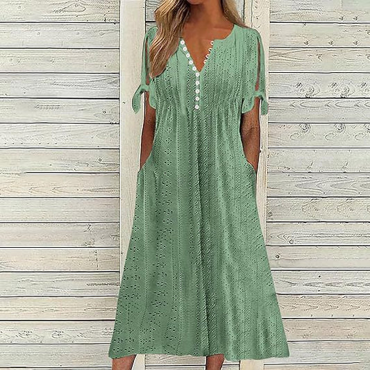 Robe midi aérienne pour femmes avec des motifs en trou décoratifs et des poches pratiques Chic und Stil