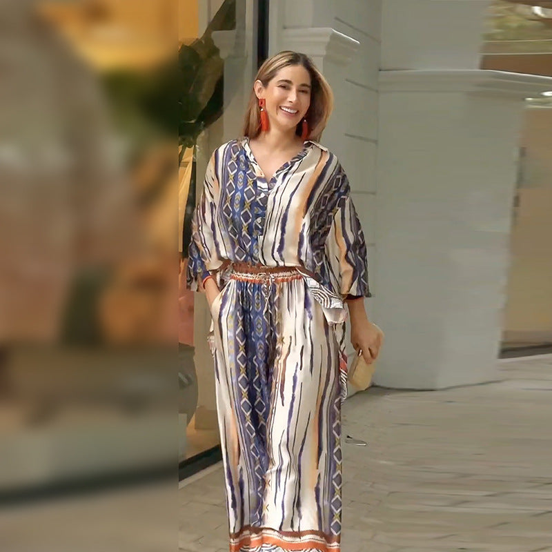 Robe maxi élégante pour femmes avec un motif graphique moderne et une partie poitrine cintrée Chic und Stil
