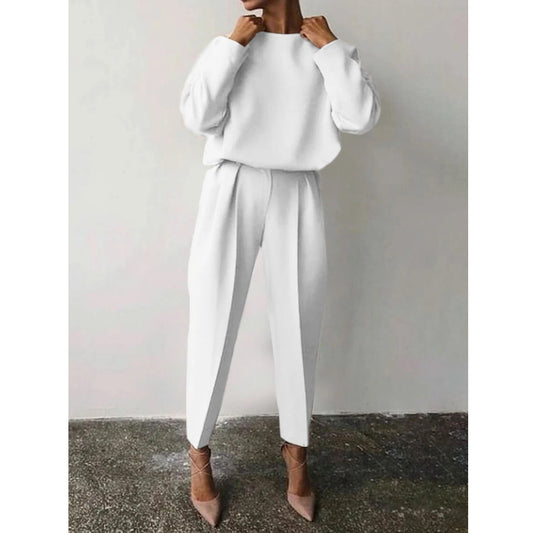 Combinaison femme à la mode avec coupe ample et élégantes manches bouffantes Chic und Stil