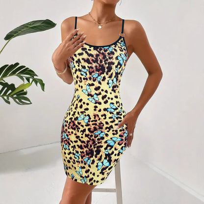 Robe mini ajustée pour femmes avec motif floral de papillons Chic und Stil
