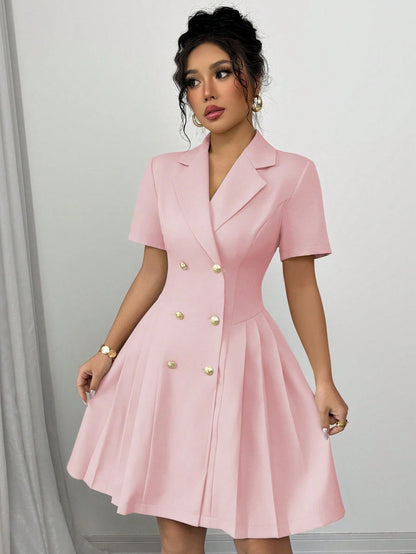 Robe plissée élégante à double boutonnage pour femmes Chic und Stil