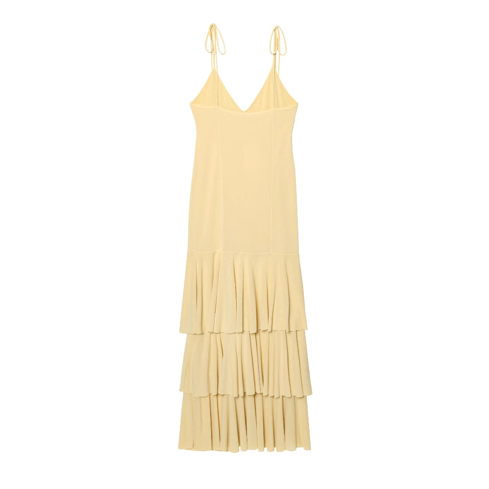 Robe maxi pour femmes avec des détails de volants volumineux et des bretelles spaghetti réglables Chic und Stil
