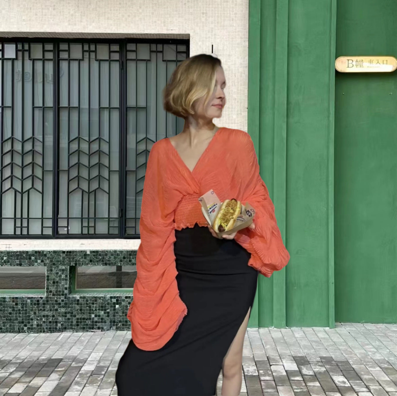 Blouse drapée pour femmes avec des manches volumineuses et un design élégant Chic und Stil