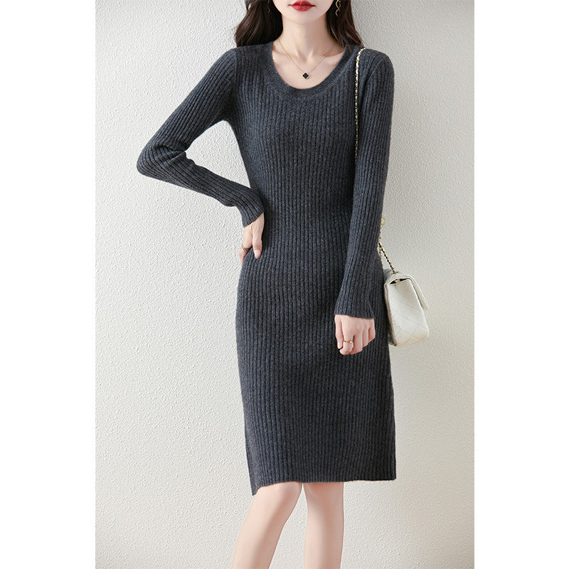 Robe en tricot pour femmes avec une fine structure côtelée et une coupe cintrée Chic und Stil