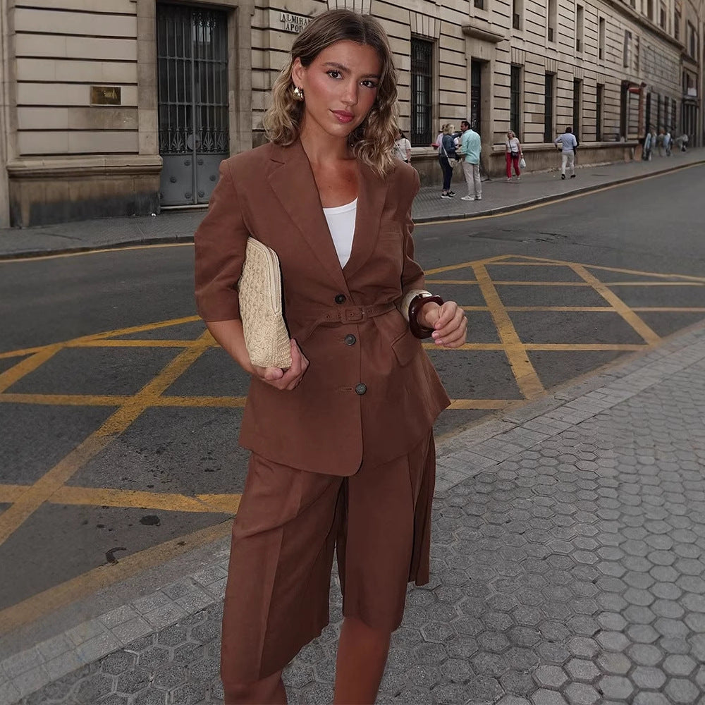 Blazer élégant pour femmes avec ceinture Chic und Stil