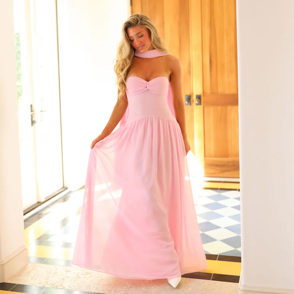 Robe maxi femme avec un élégant corsage à lacets et une jupe fluide Chic und Stil