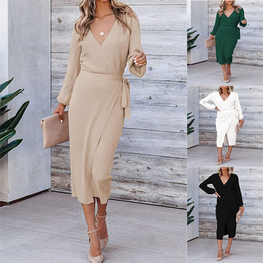 Robe portefeuille pour femmes avec décolleté en V profond et ceinture élégante Chic und Stil