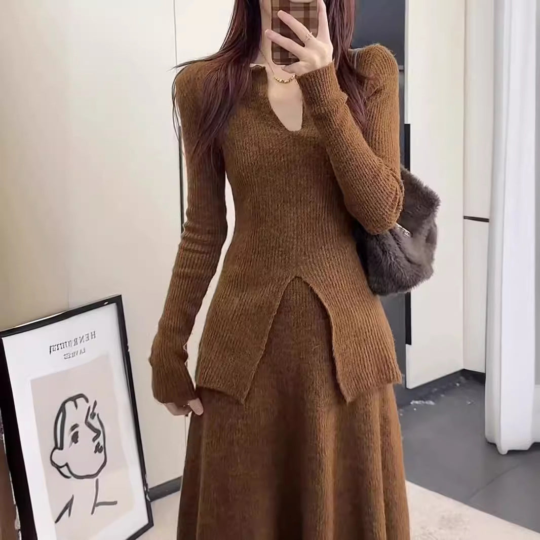 Robe en tricot pour dames avec une fente élégante et un design structuré Chic und Stil
