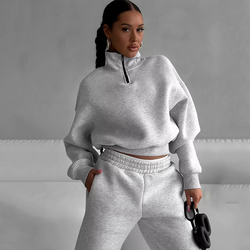 Ensemble de pull court sportif pour femmes avec col montant et taille élastique Chic und Stil