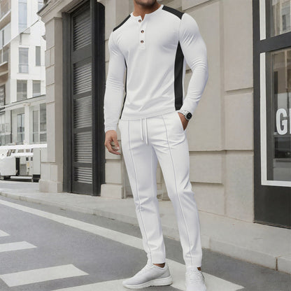 Costume de loisirs pour hommes avec un élégant haut Henley et un pantalon de jogging confortable Chic und Stil